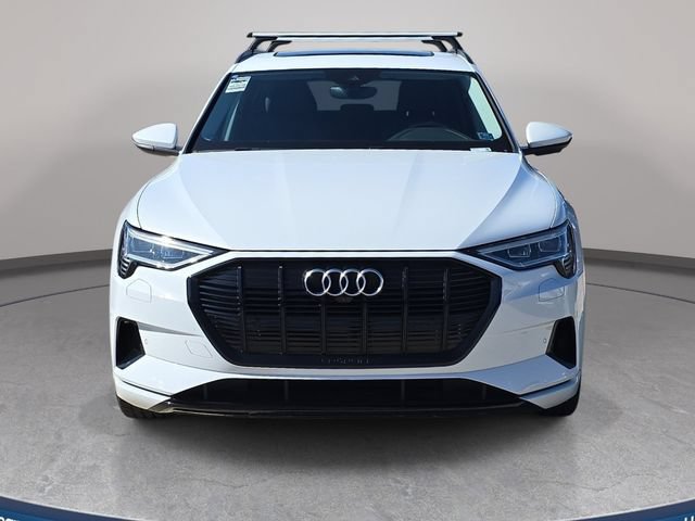 Used 2021 Audi e-tron Premium w/ Convenience Plus Package AWD/4WD image 3
