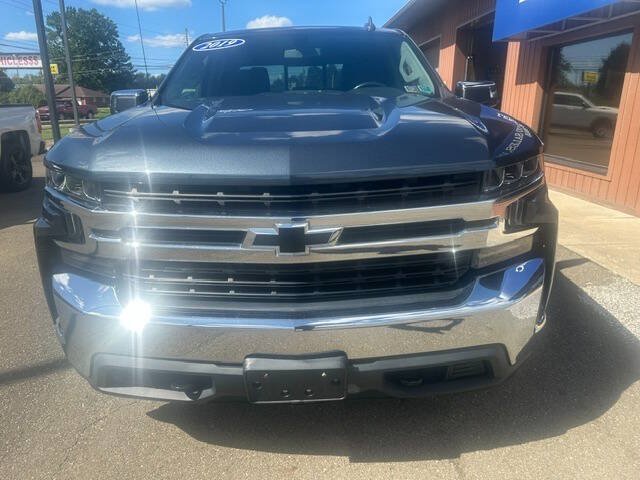 Used 2019 Chevrolet Silverado 1500 LT w/ All-Star Edition AWD/4WD image 2