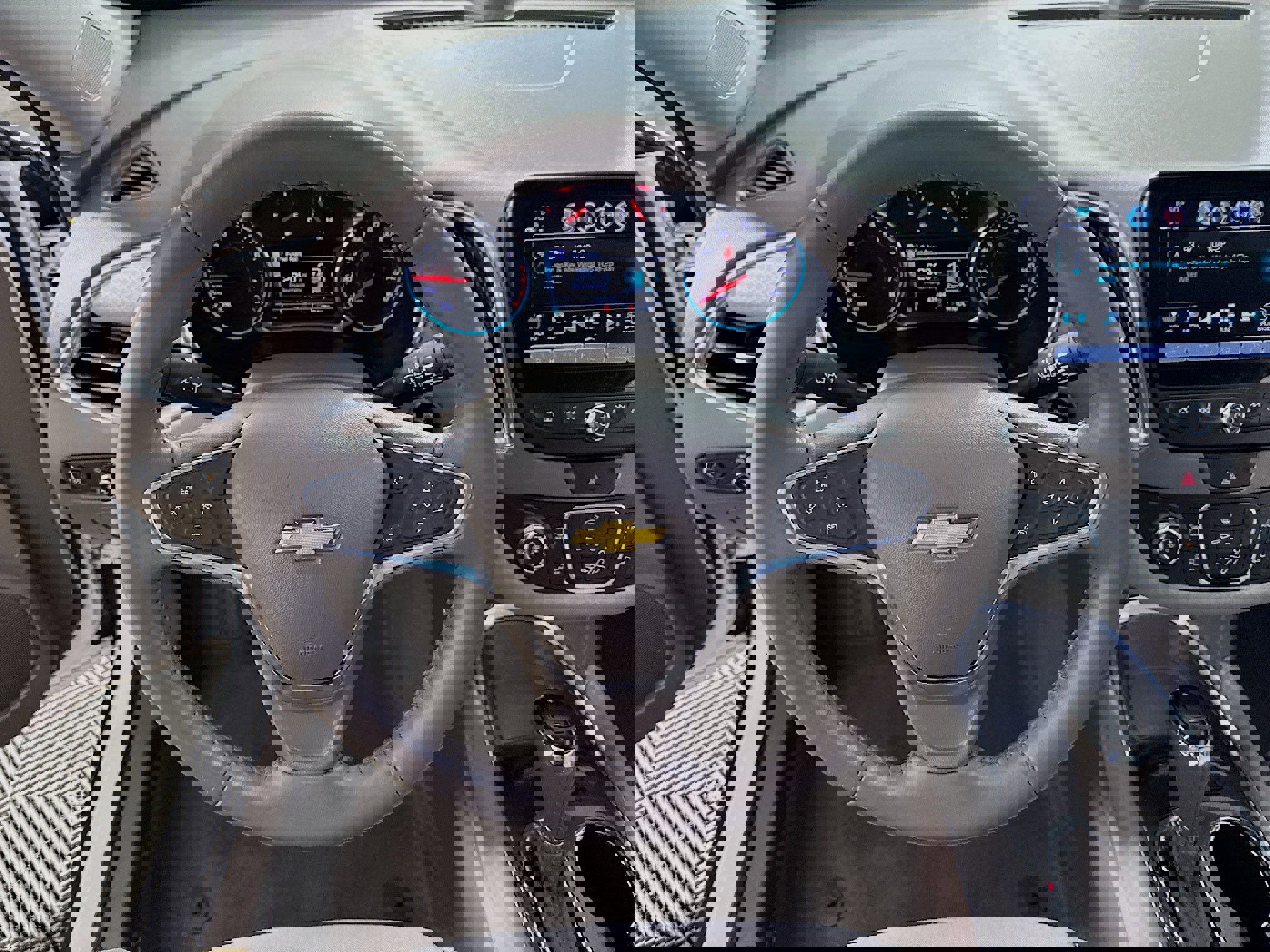 Used 2017 Chevrolet Malibu LT image 13