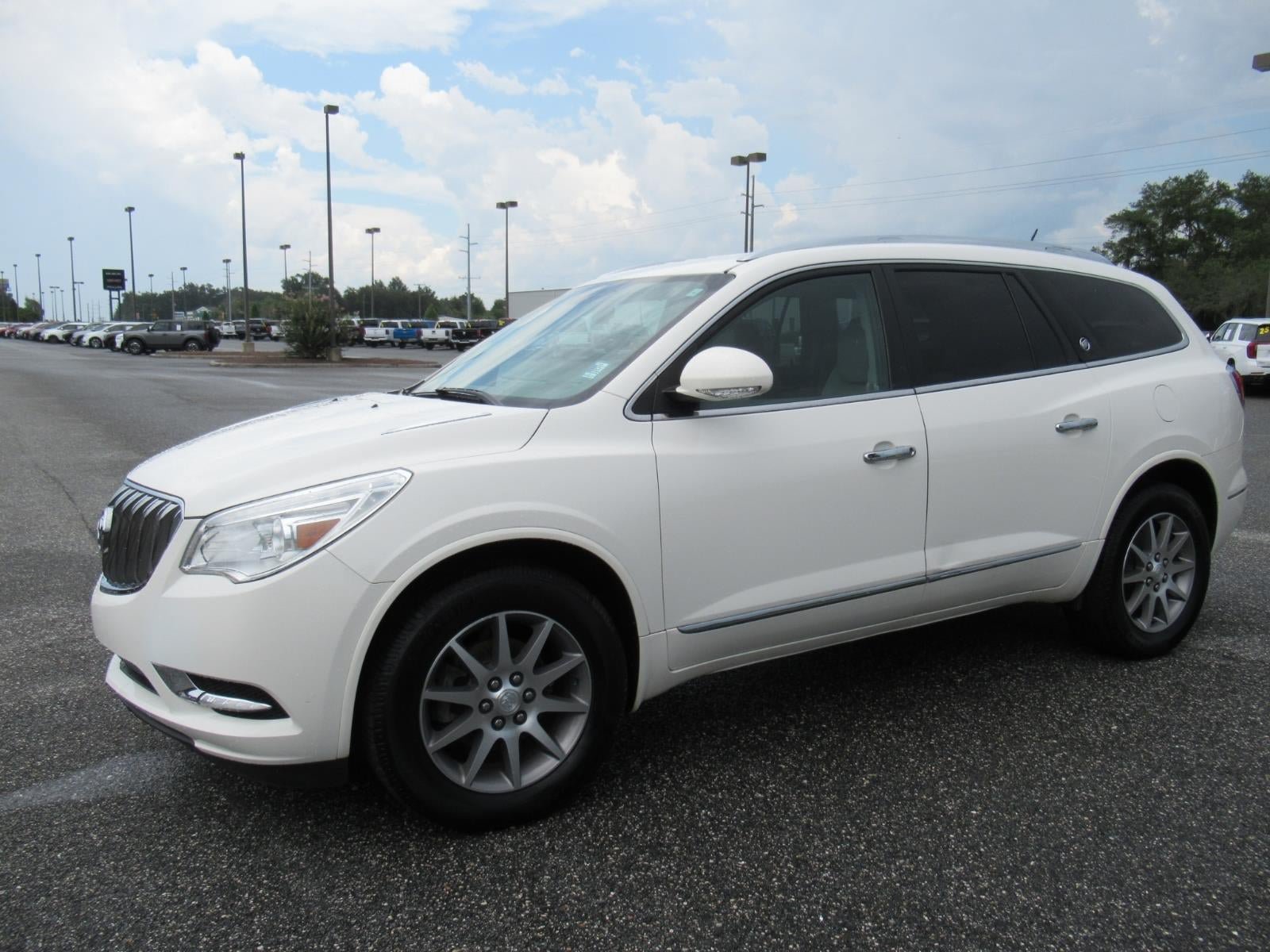 Used 2013 Buick Enclave Leather FWD image 4