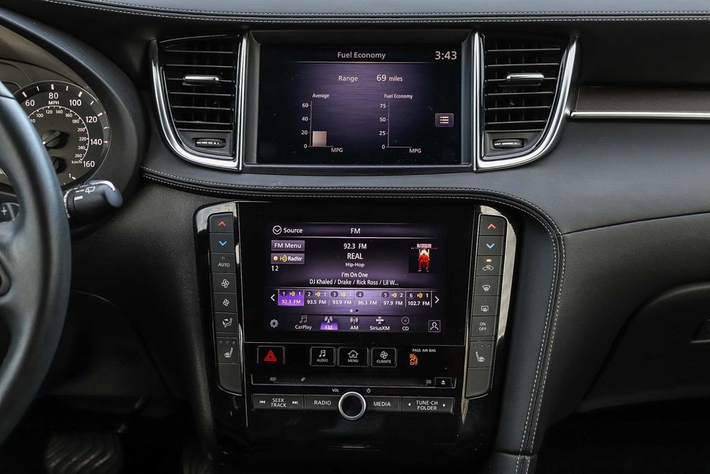 Used 2022 INFINITI QX50 Luxe w/ Appearance Package image 13