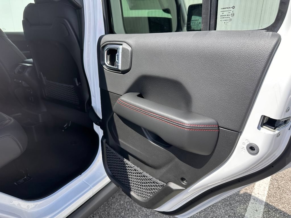 New 2026 Jeep Wrangler Unlimited Rubicon 392 w/ Quick Order Package 27X Moab AWD/4WD image 27