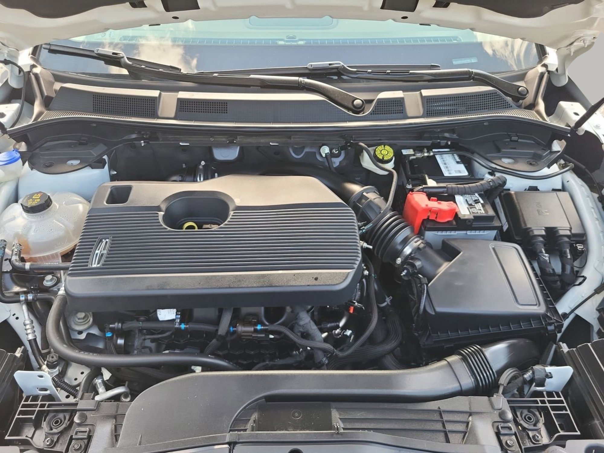 Used 2020 Lincoln Corsair Reserve w/ Elements Package image 8