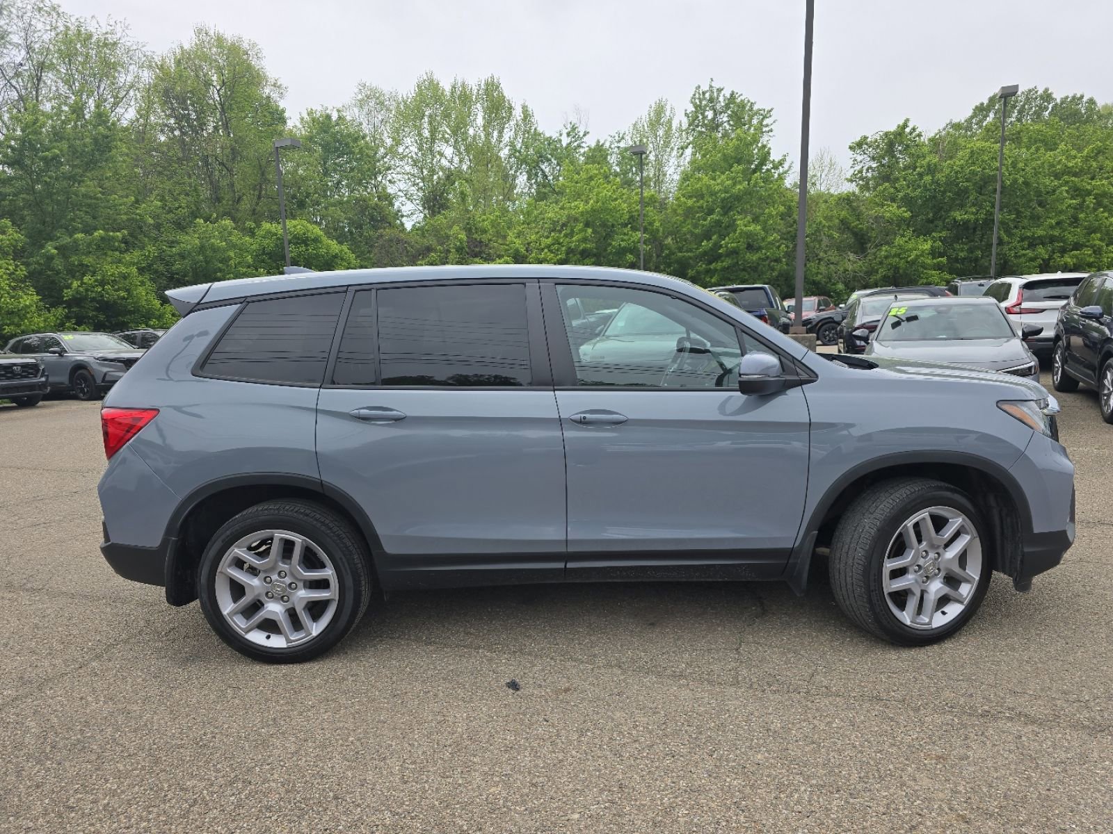 Used 2024 Honda Passport EX-L image 11