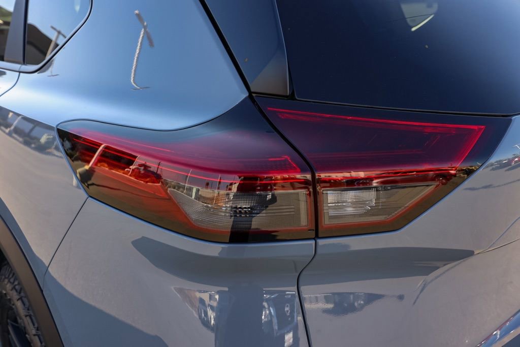 New 2026 Nissan Rogue SV image 7