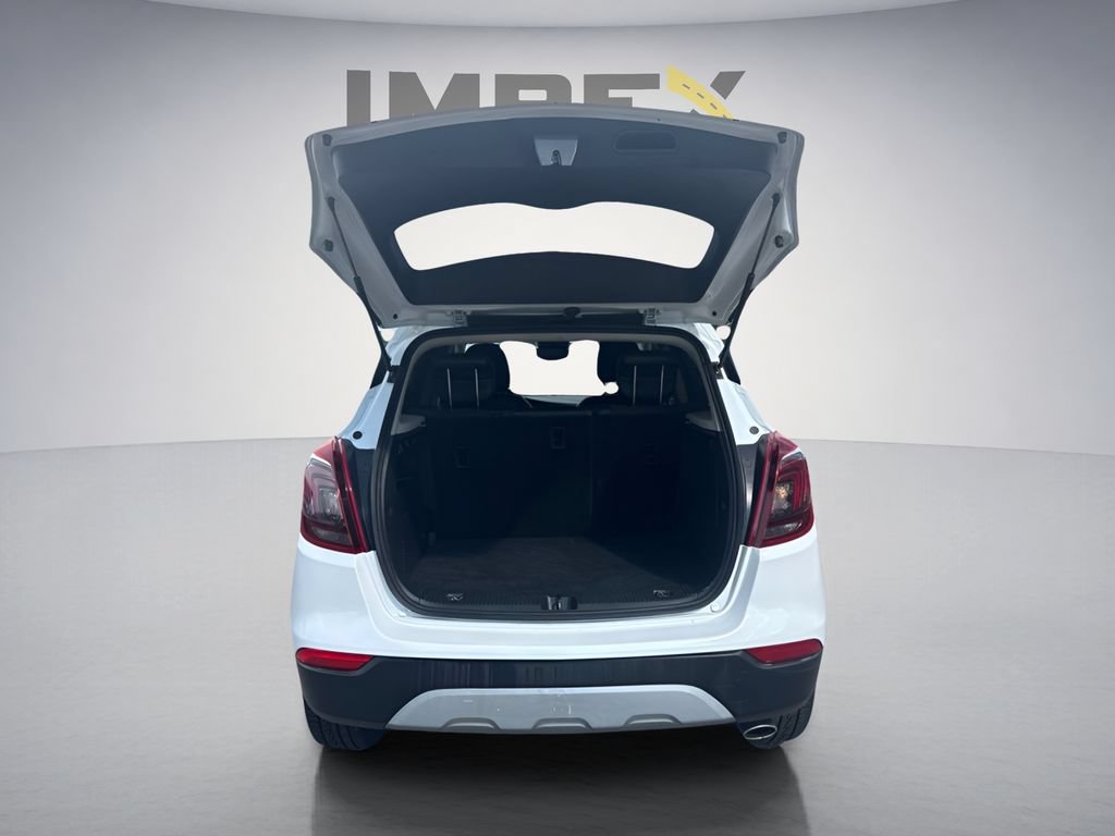Used 2021 Buick Encore Preferred FWD image 27
