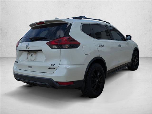 Used 2018 Nissan Rogue SV image 5