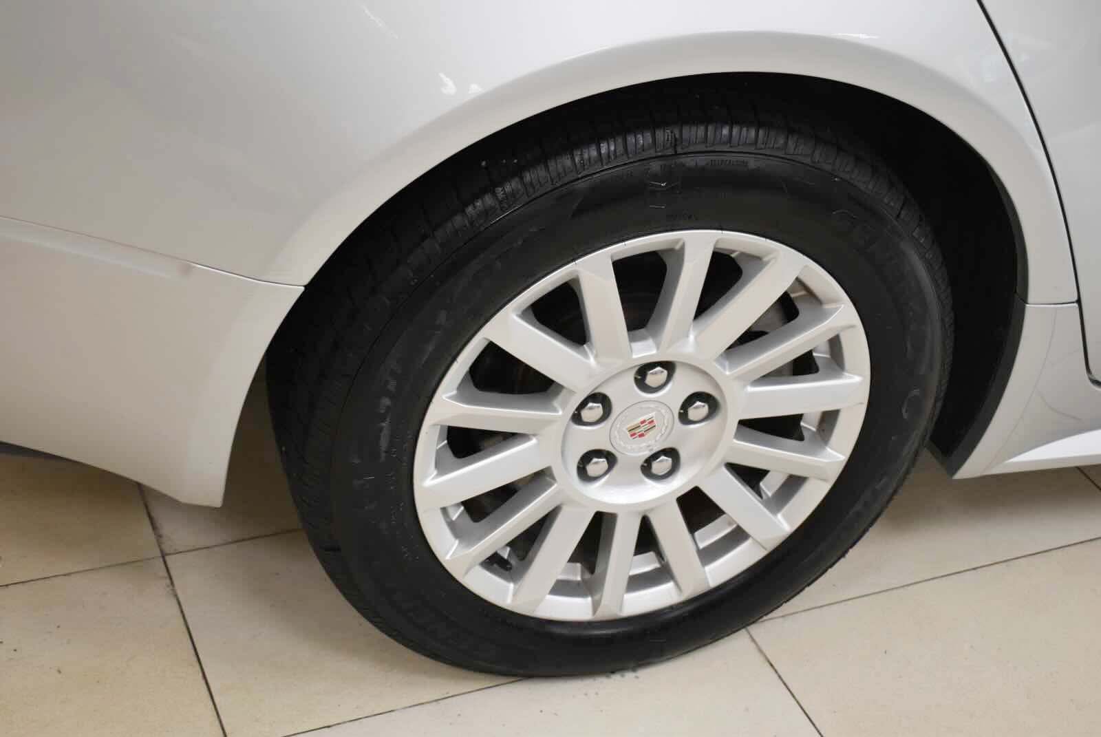 Used 2010 Cadillac CTS Luxury AWD/4WD image 35