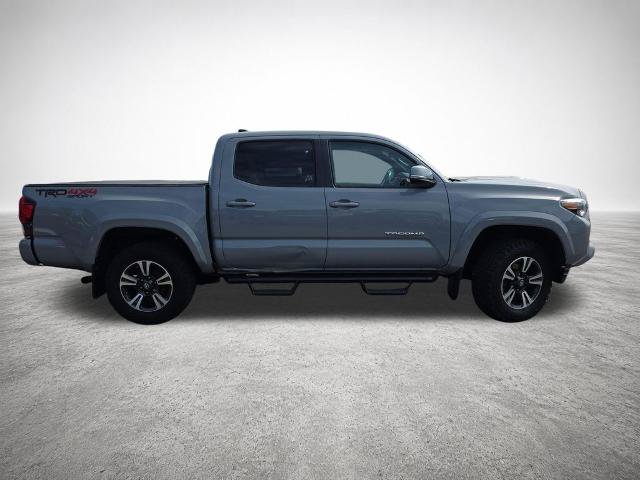 Used 2019 Toyota Tacoma TRD Sport AWD/4WD image 9