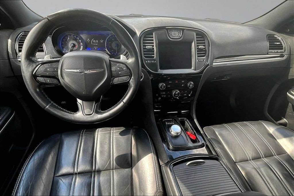 Used 2020 Chrysler 300 S AWD/4WD image 7
