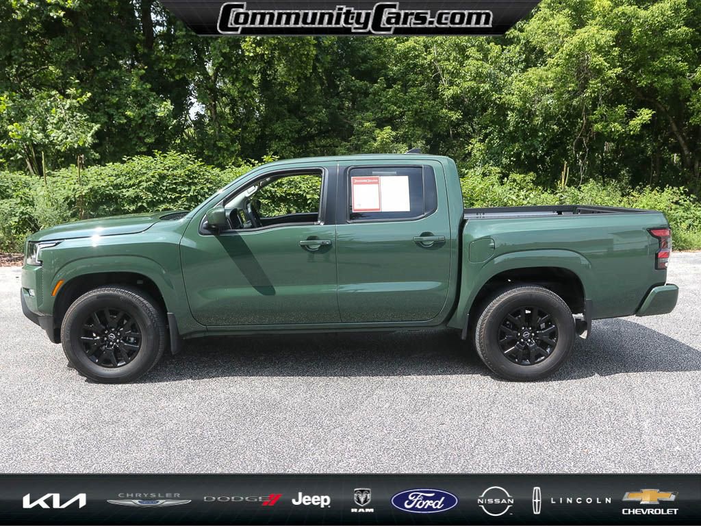 Used 2023 Nissan Frontier SV w/ SV Convenience Package image 3