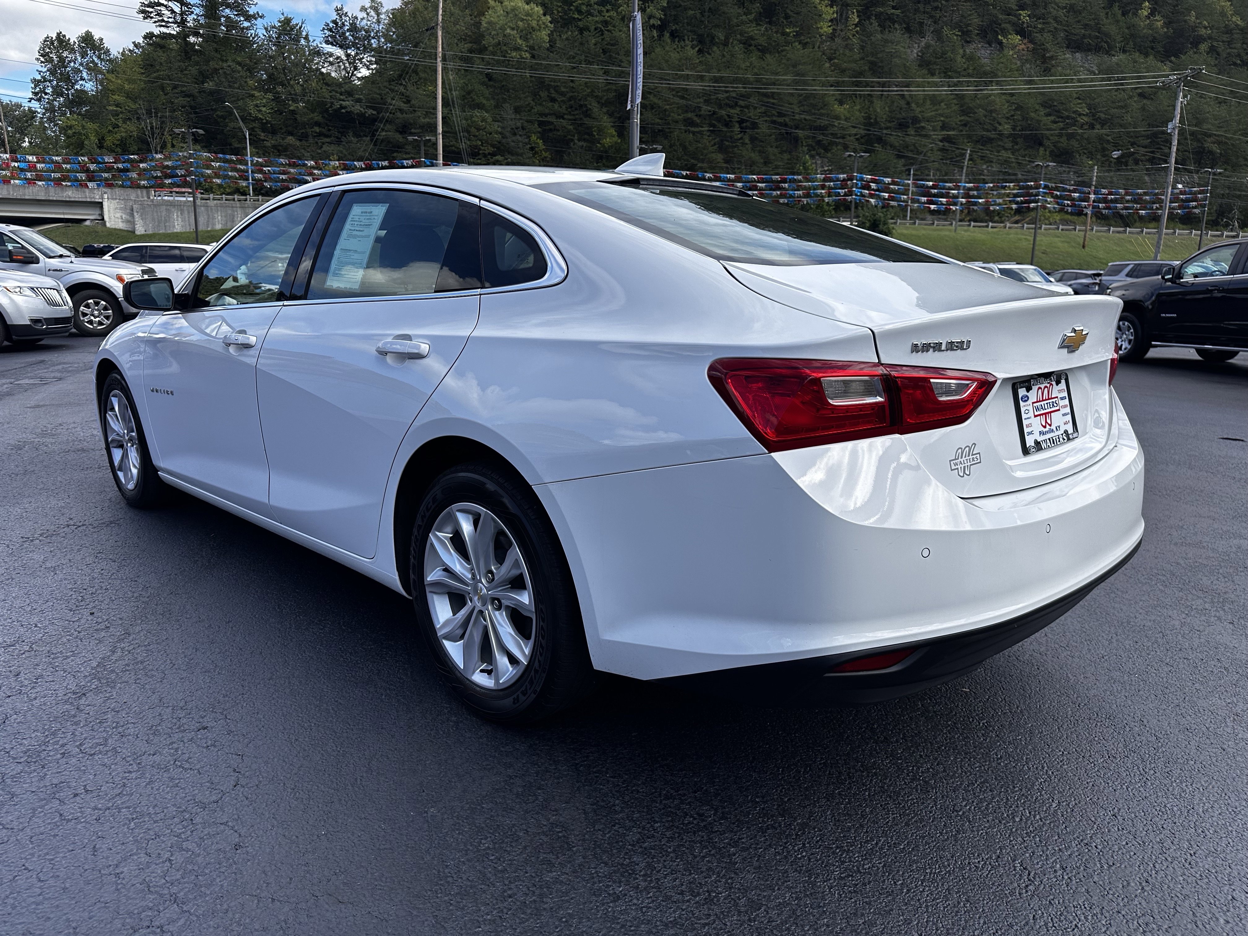Used 2024 Chevrolet Malibu LS w/ Driver Confidence Package image 3