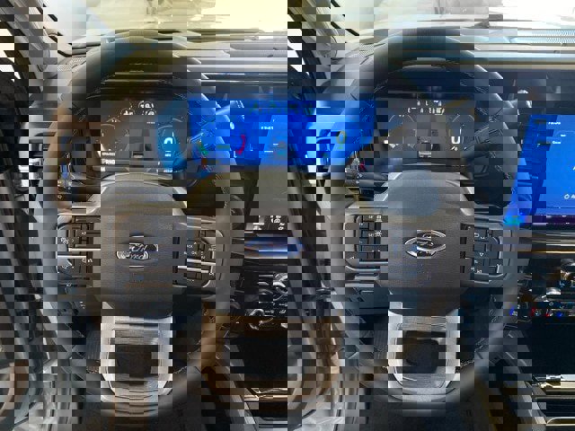 New 2026 Ford F250 Lariat w/ Black Appearance Package image 21