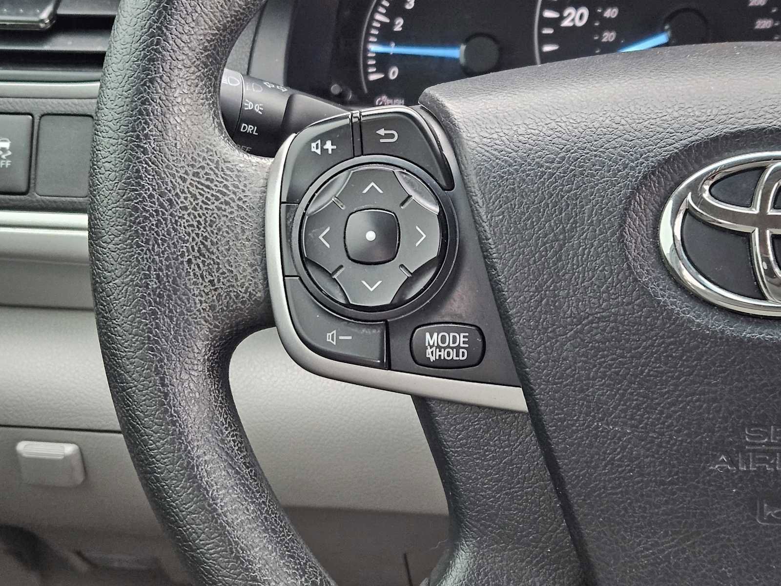 Used 2014 Toyota Camry L FWD image 24