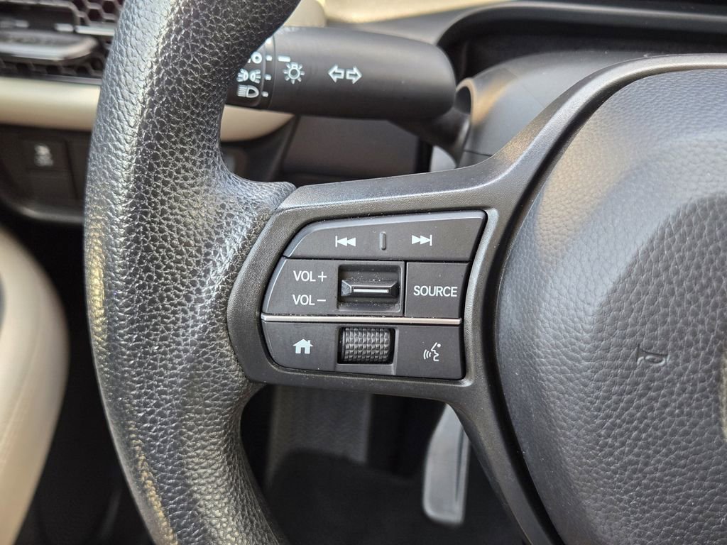 Certified 2024 Honda HR-V LX image 30