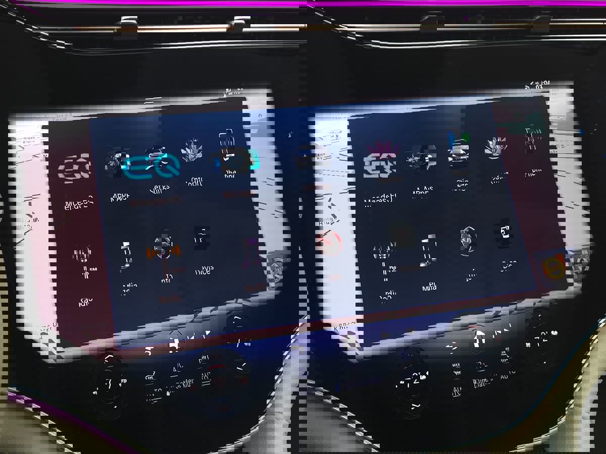 Used 2023 Mercedes-Benz EQS 580 4MATIC Sedan image 40