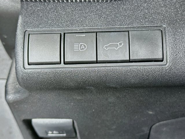 Used 2024 Toyota bZ4X AWD w/ Weather Package image 24