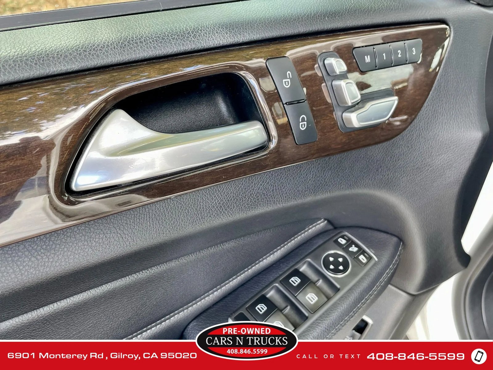 Used 2017 Mercedes-Benz GLE 350 w/ Premium 1 Package image 11