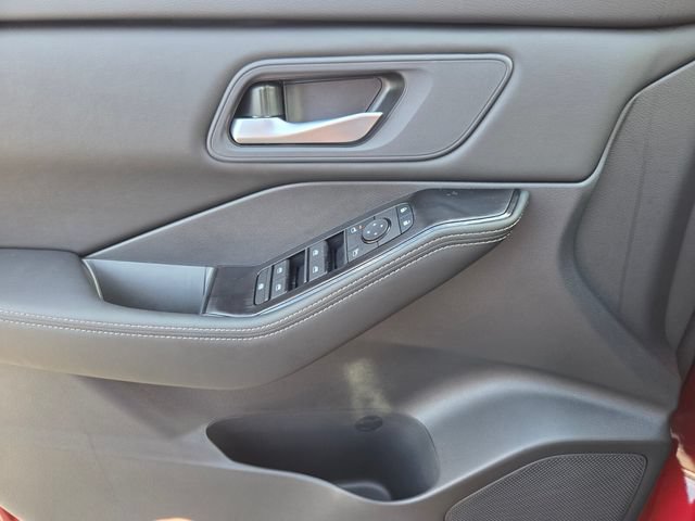 New 2026 Nissan Rogue SV w/ Cold Weather Package FWD image 19