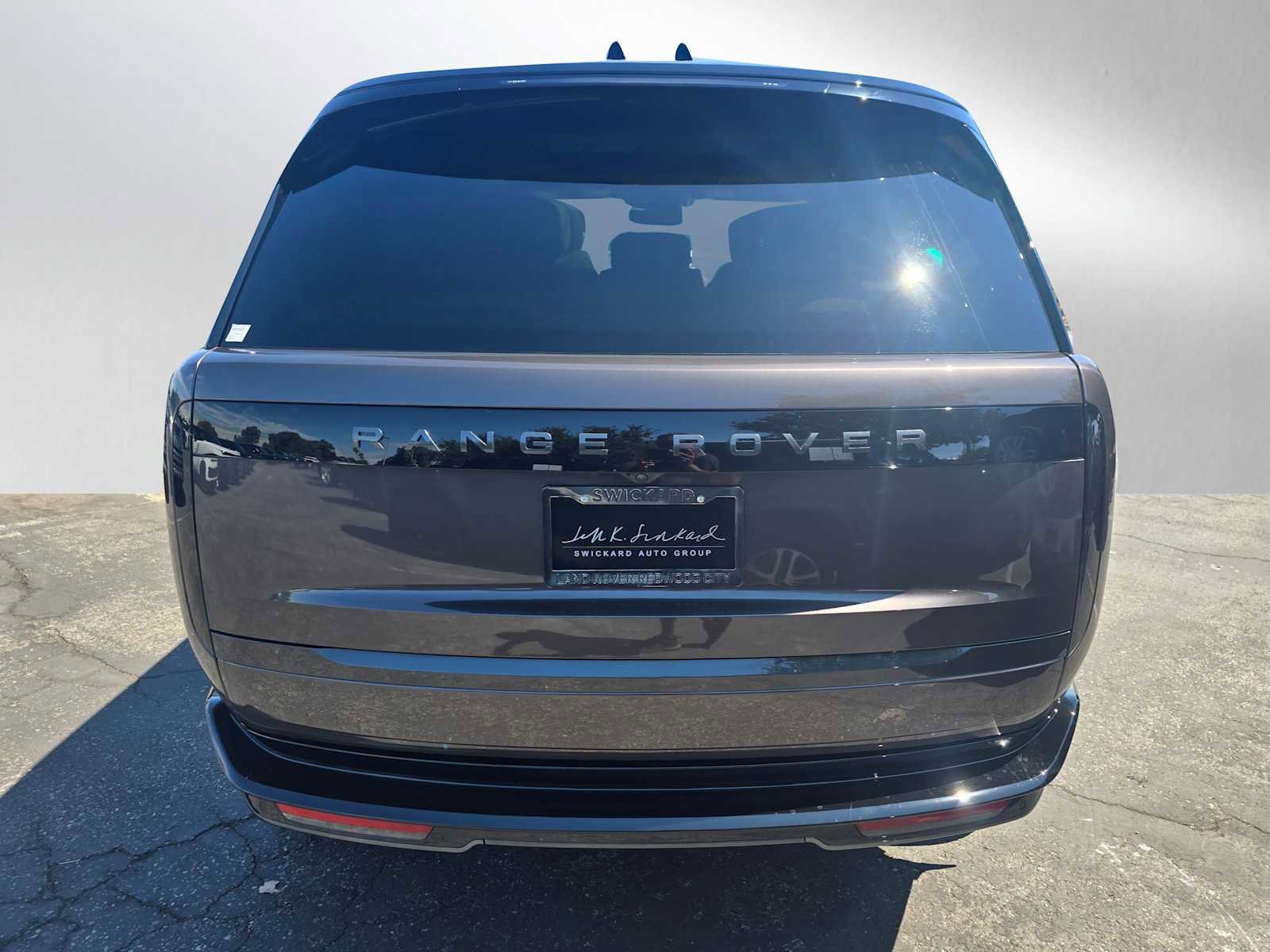 New 2025 Land Rover Range Rover Autobiography image 4
