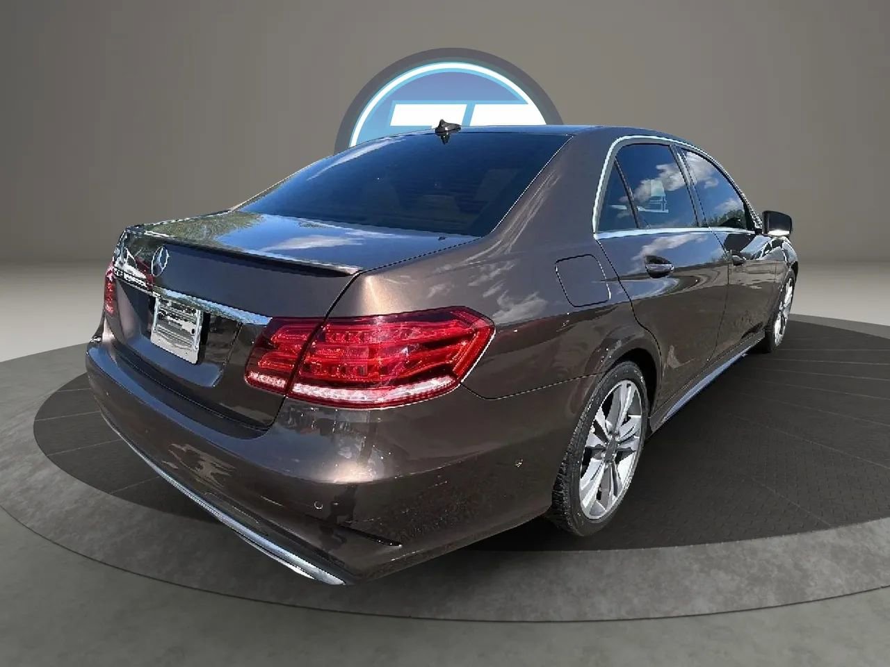 Used 2014 Mercedes-Benz E 350 Sedan image 6