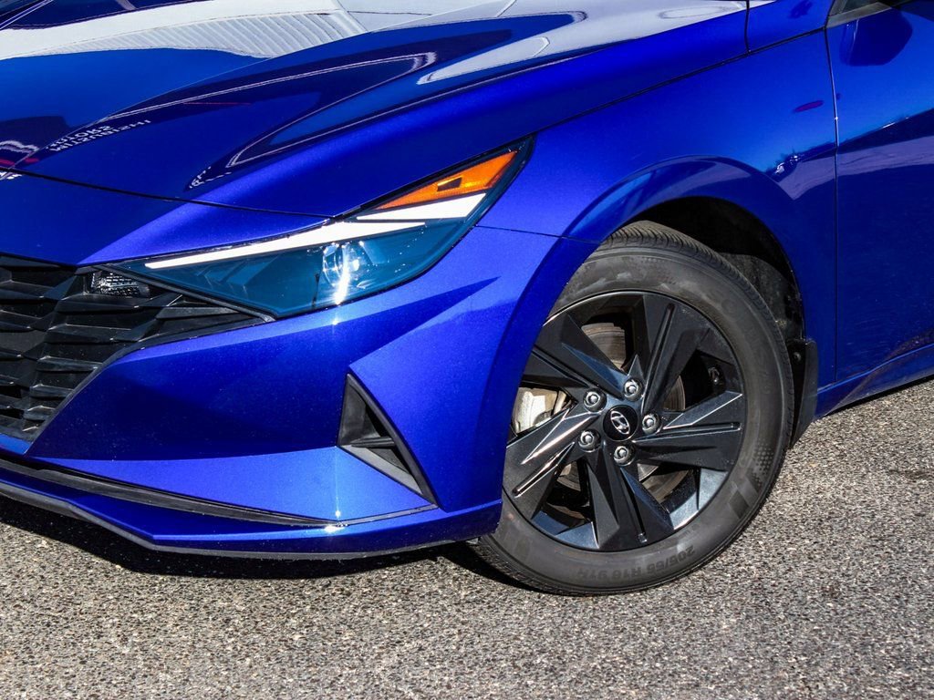 Used 2023 Hyundai Elantra SEL image 43