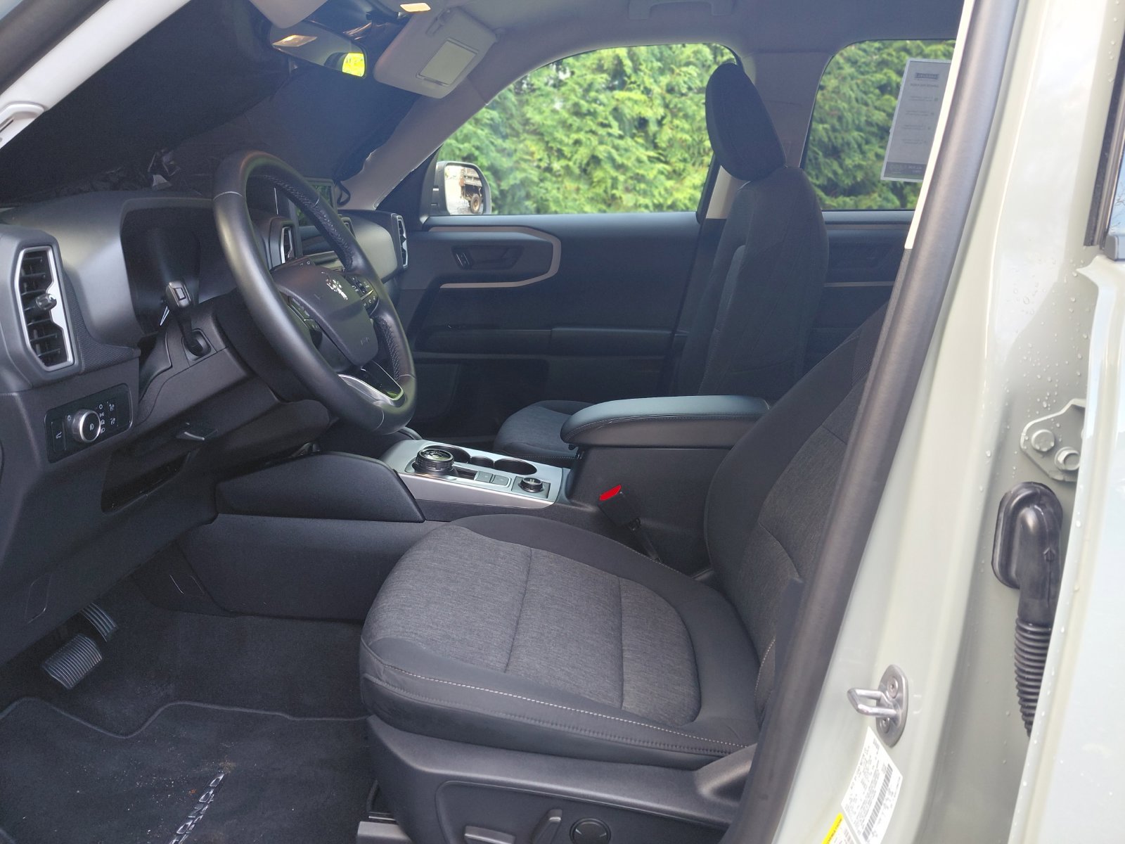 Used 2024 Ford Bronco Sport Big Bend w/ Convenience Package AWD/4WD image 2