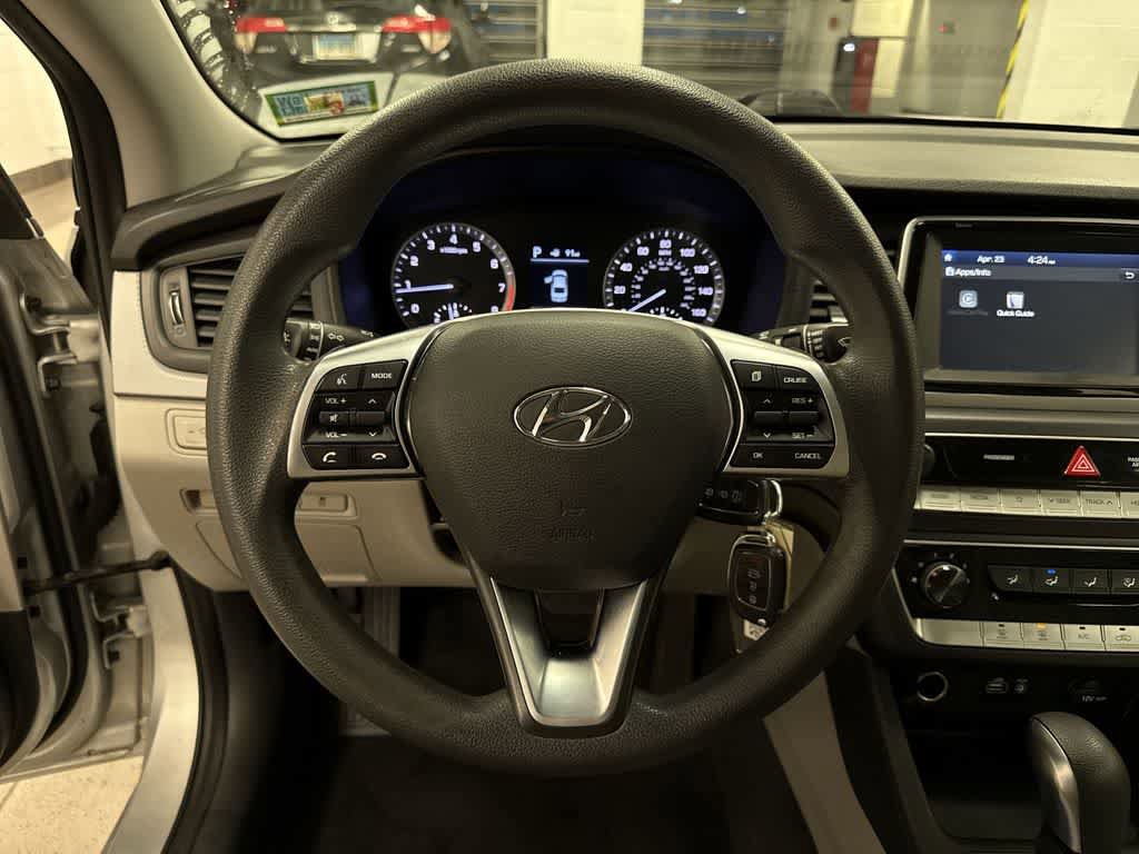 Used 2019 Hyundai Sonata SE FWD image 18
