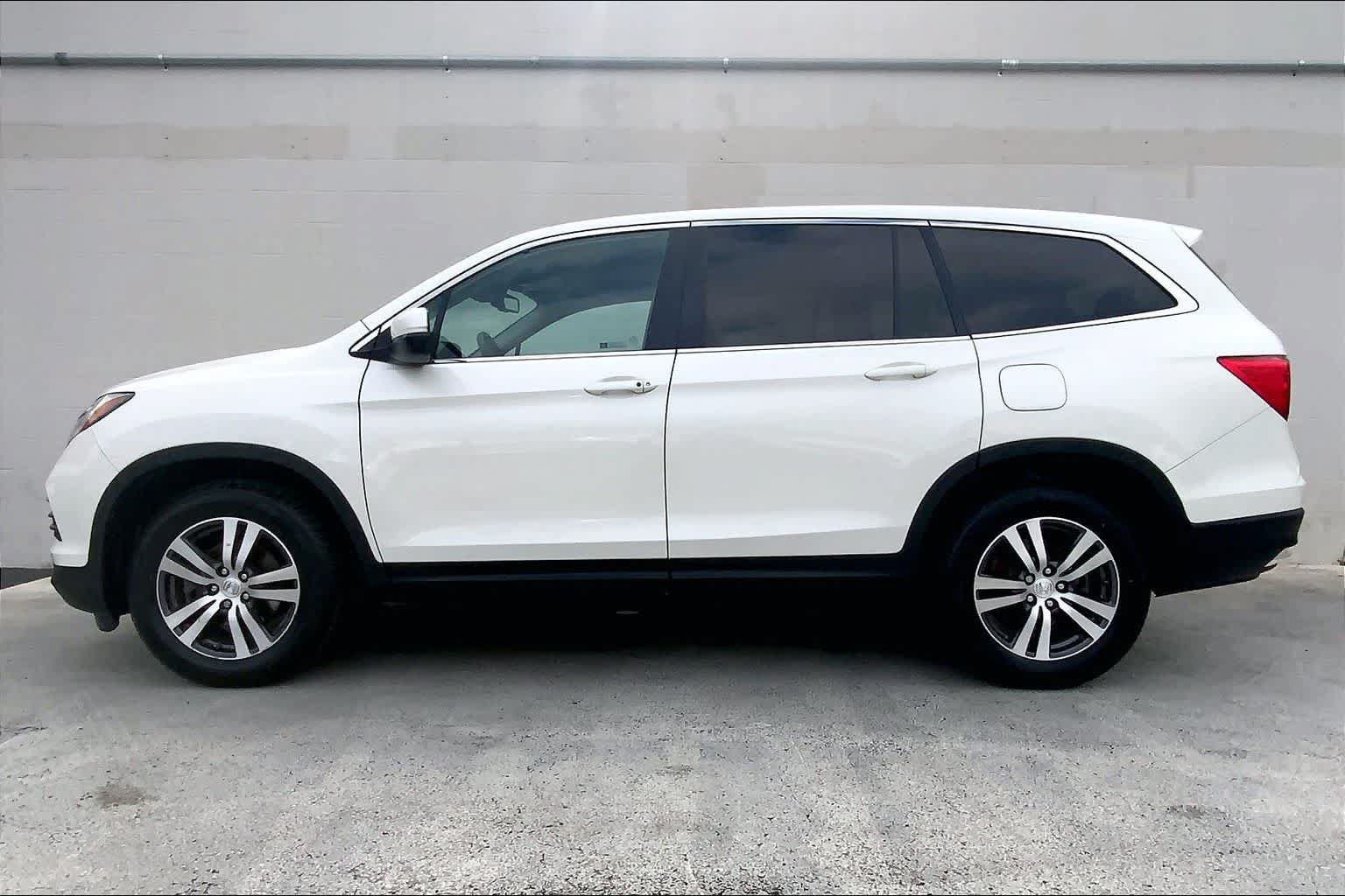 Used 2018 Honda Pilot EX-L image 3