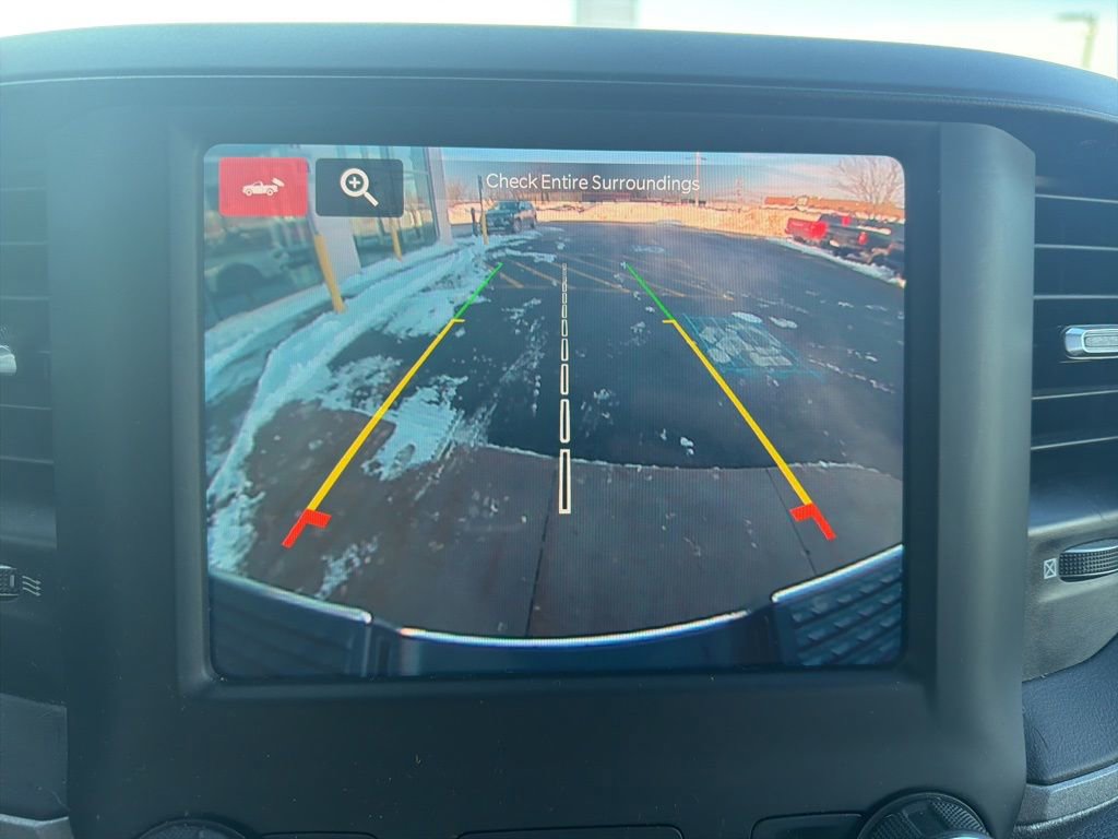 Used 2024 RAM 2500 Tradesman w/ Chrome Appearance Group image 26