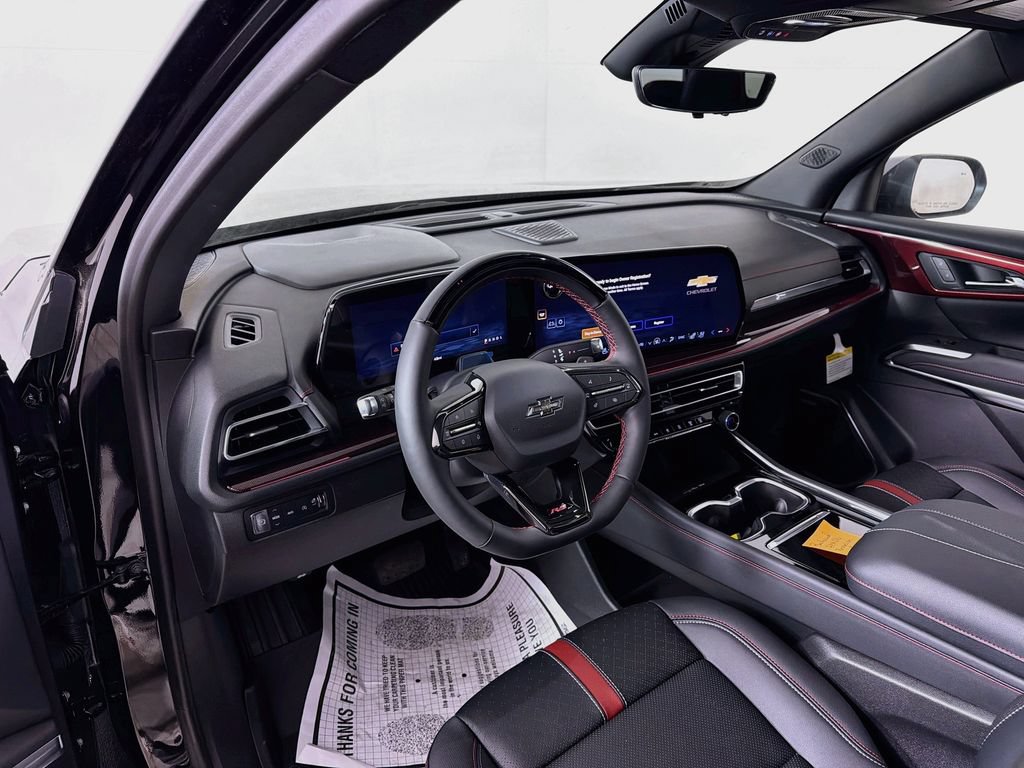 New 2026 Chevrolet Traverse RS w/ LPO, Floor Liner Package AWD/4WD image 9
