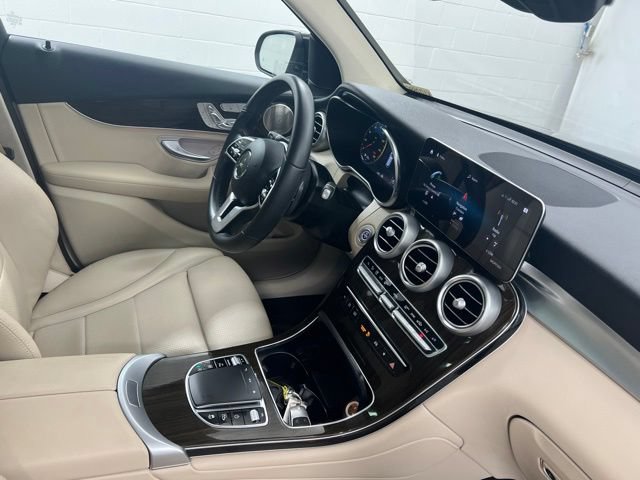 Used 2021 Mercedes-Benz GLC 300 4MATIC image 26
