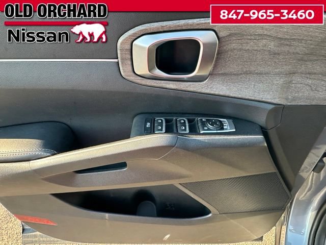 Used 2023 Kia Sorento S AWD/4WD image 9