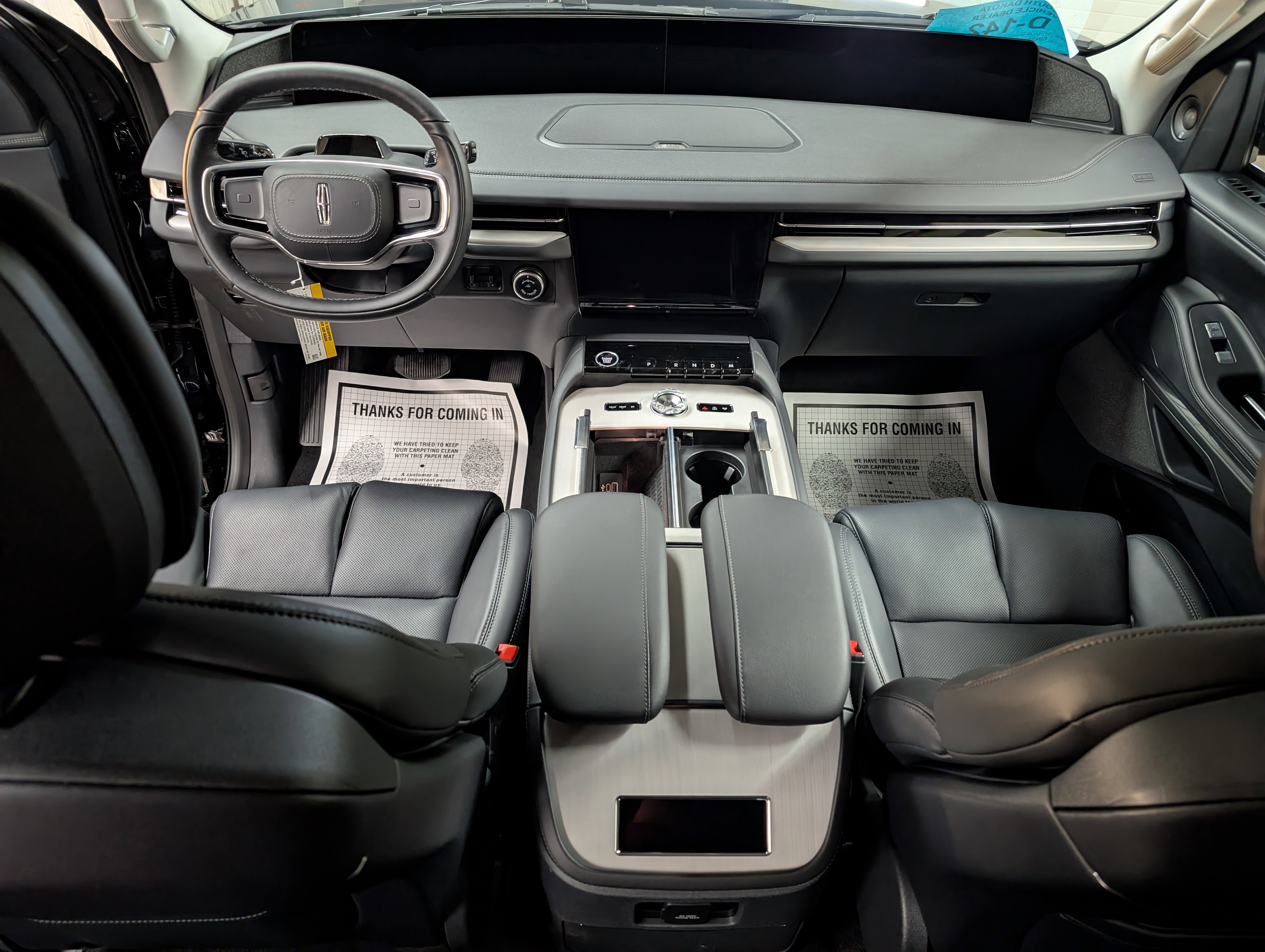 New 2026 Lincoln Navigator L Reserve image 10