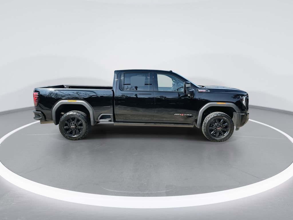 Used 2024 GMC Sierra 2500 AT4 w/ AT4 Premium Plus Package image 9