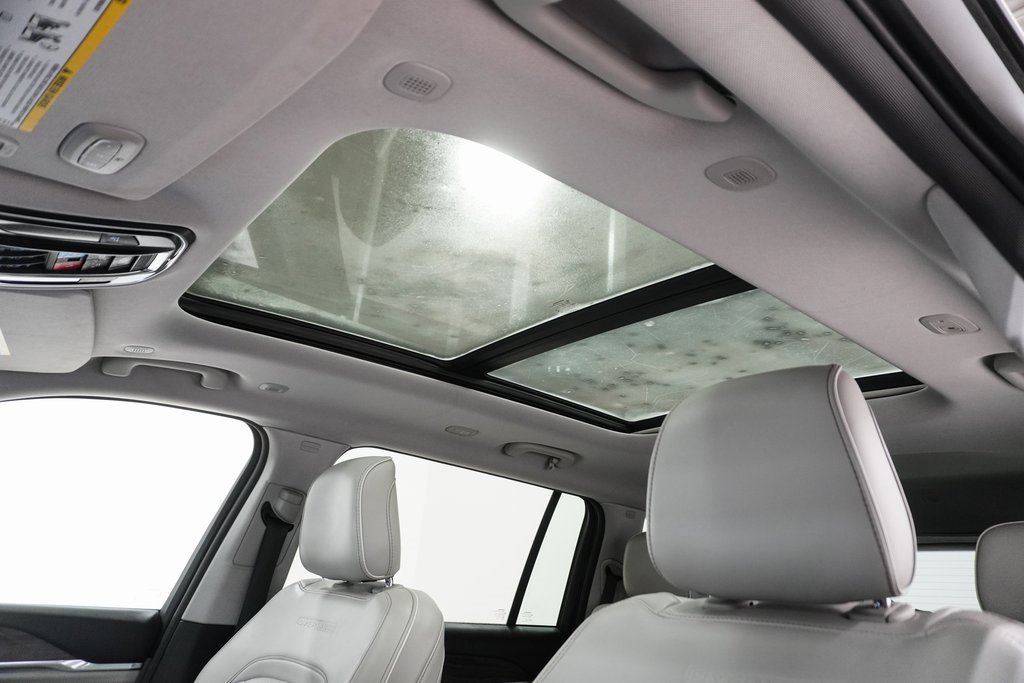 Certified 2022 Jeep Grand Cherokee L Overland w/ MOPAR Finishing Package image 14