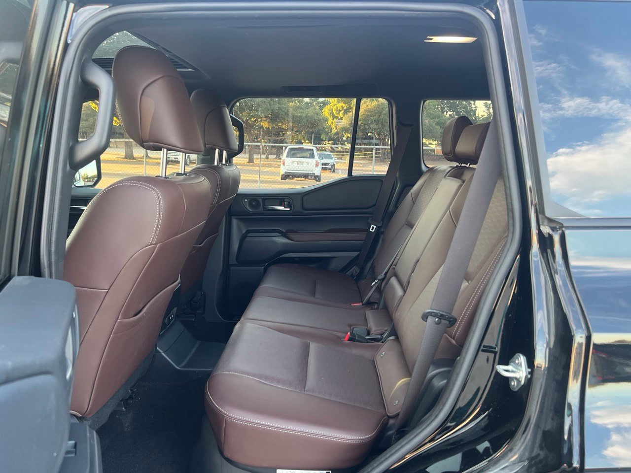 Used 2025 Toyota Land Cruiser w/ Premium Package AWD/4WD image 17
