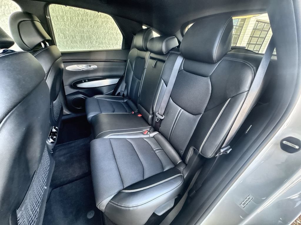 Used 2023 Genesis GV70 2.5T w/ Sport Prestige Package AWD/4WD image 26