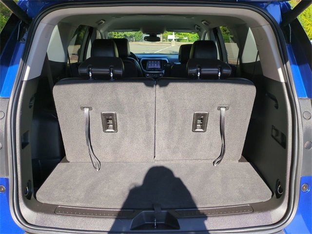 Used 2023 GMC Acadia SLT image 13