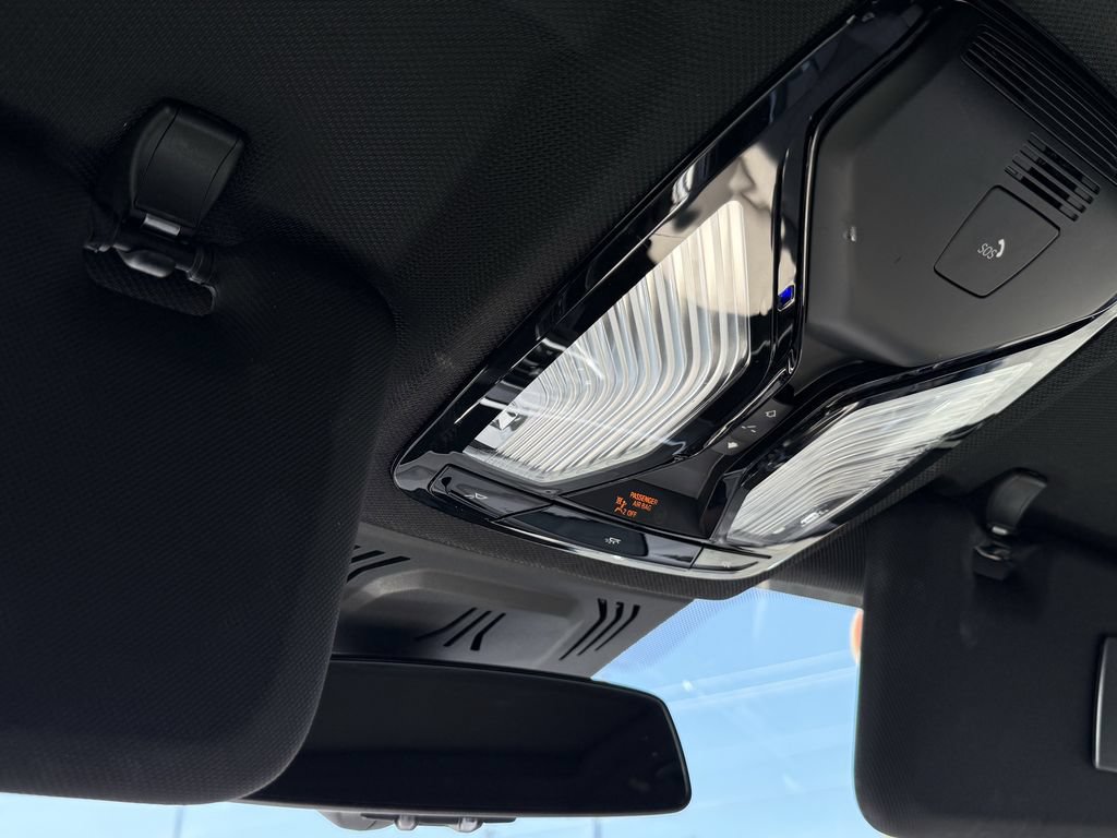 Used 2020 BMW X5 xDrive40i w/ M Sport Package AWD/4WD image 39