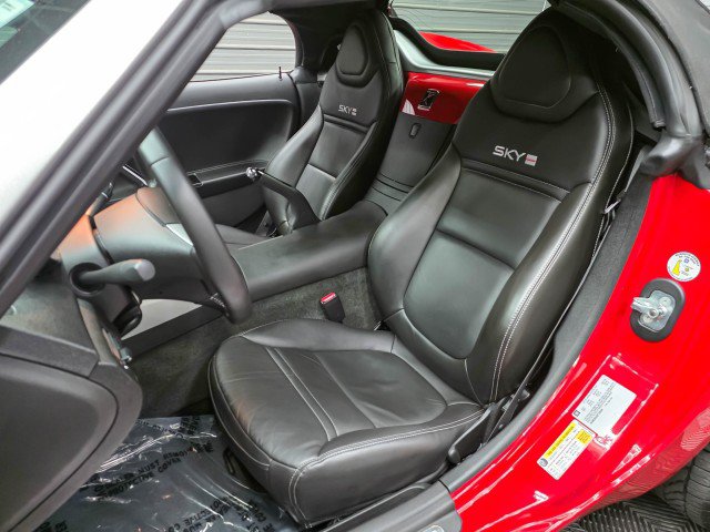 Used 2008 Saturn Sky Red Line RWD image 15