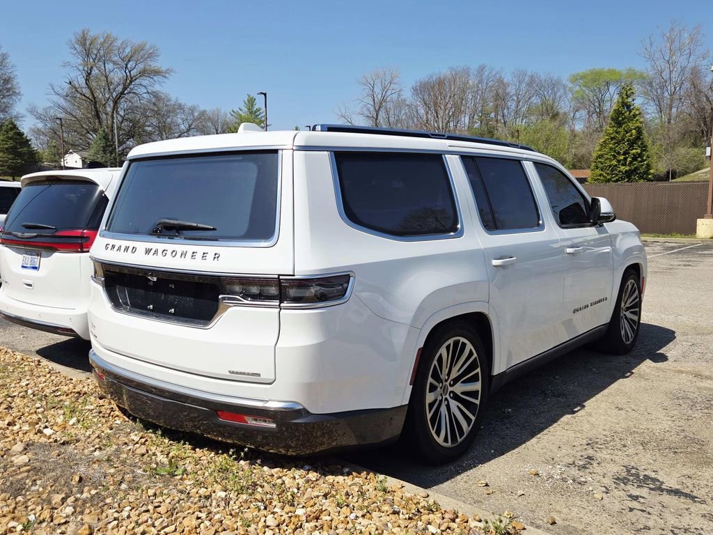 Used 2022 Jeep Grand Wagoneer Series III image 3