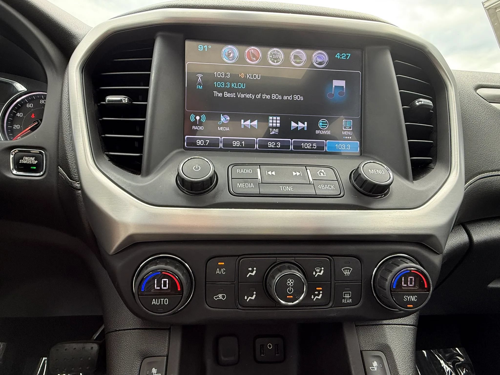 Used 2017 GMC Acadia SLT FWD image 21