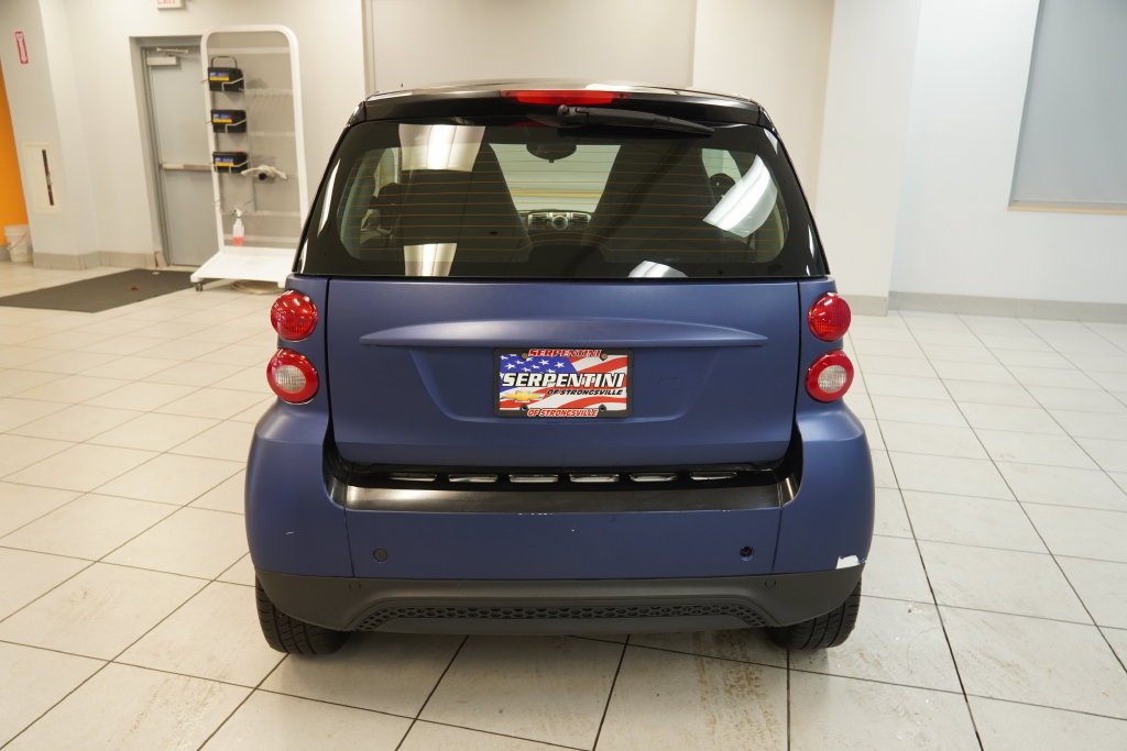 Used 2015 smart fortwo pure RWD image 5