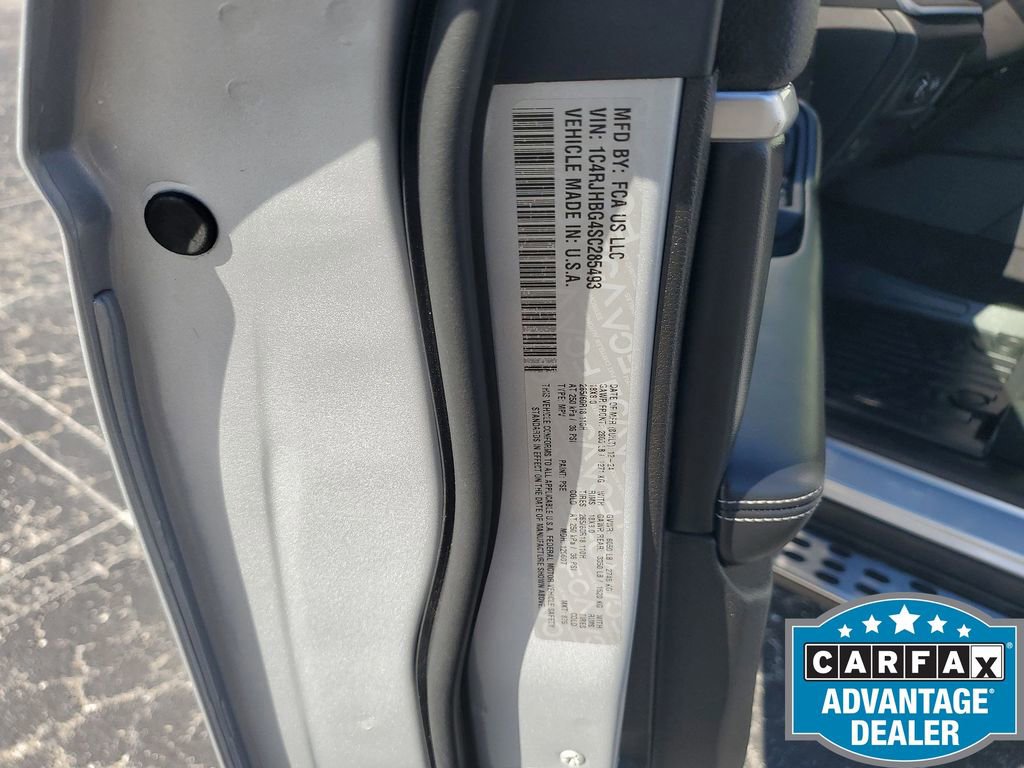 Used 2025 Jeep Grand Cherokee Limited image 52