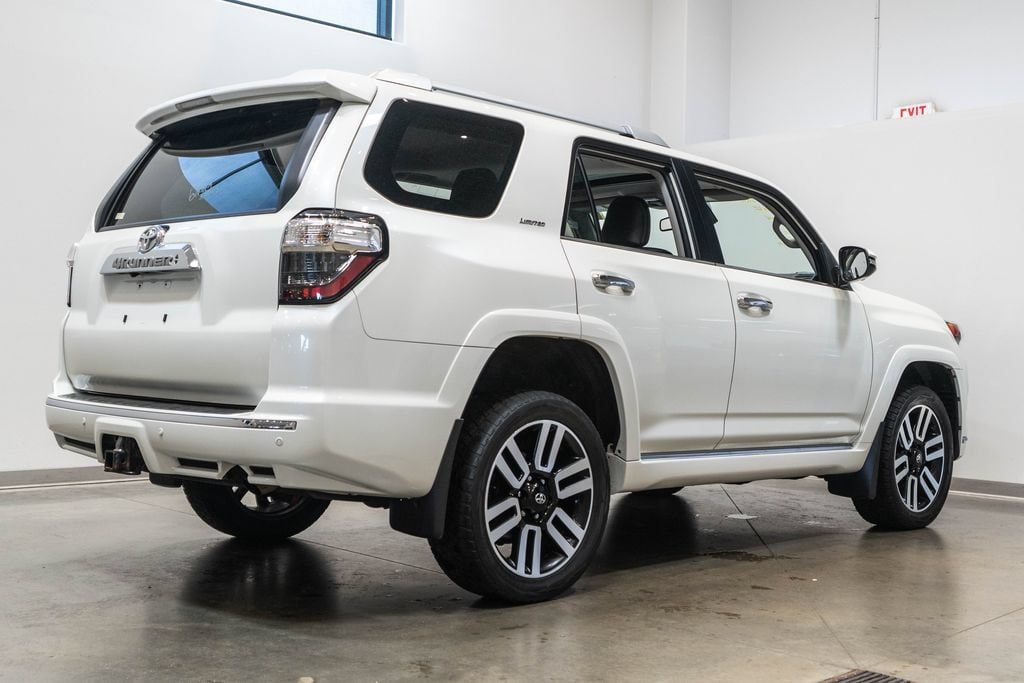 Certified 2023 Toyota 4Runner Limited AWD/4WD image 9