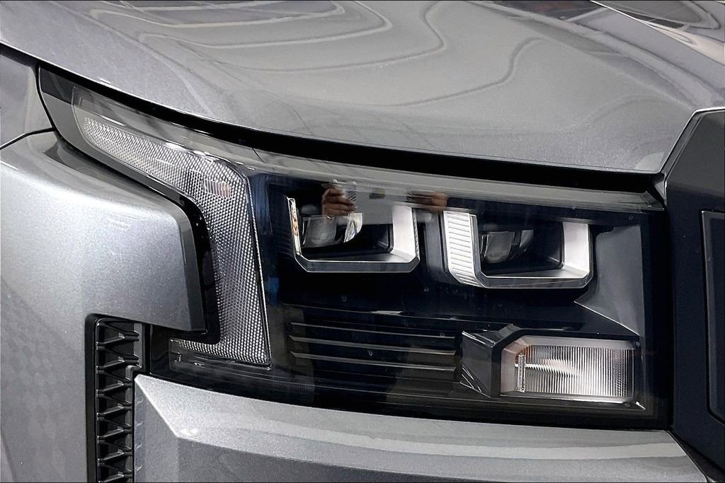 New 2026 Nissan Frontier S image 33