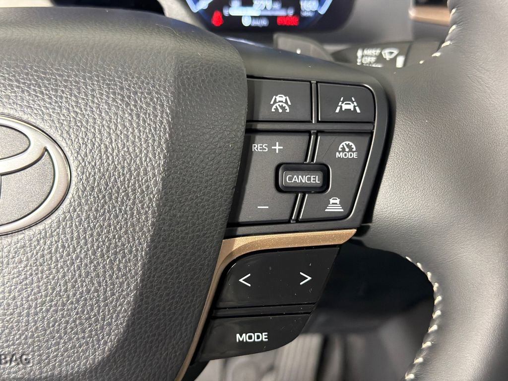 Used 2025 Toyota Crown Signia w/ Advanced Technology Package AWD/4WD image 27