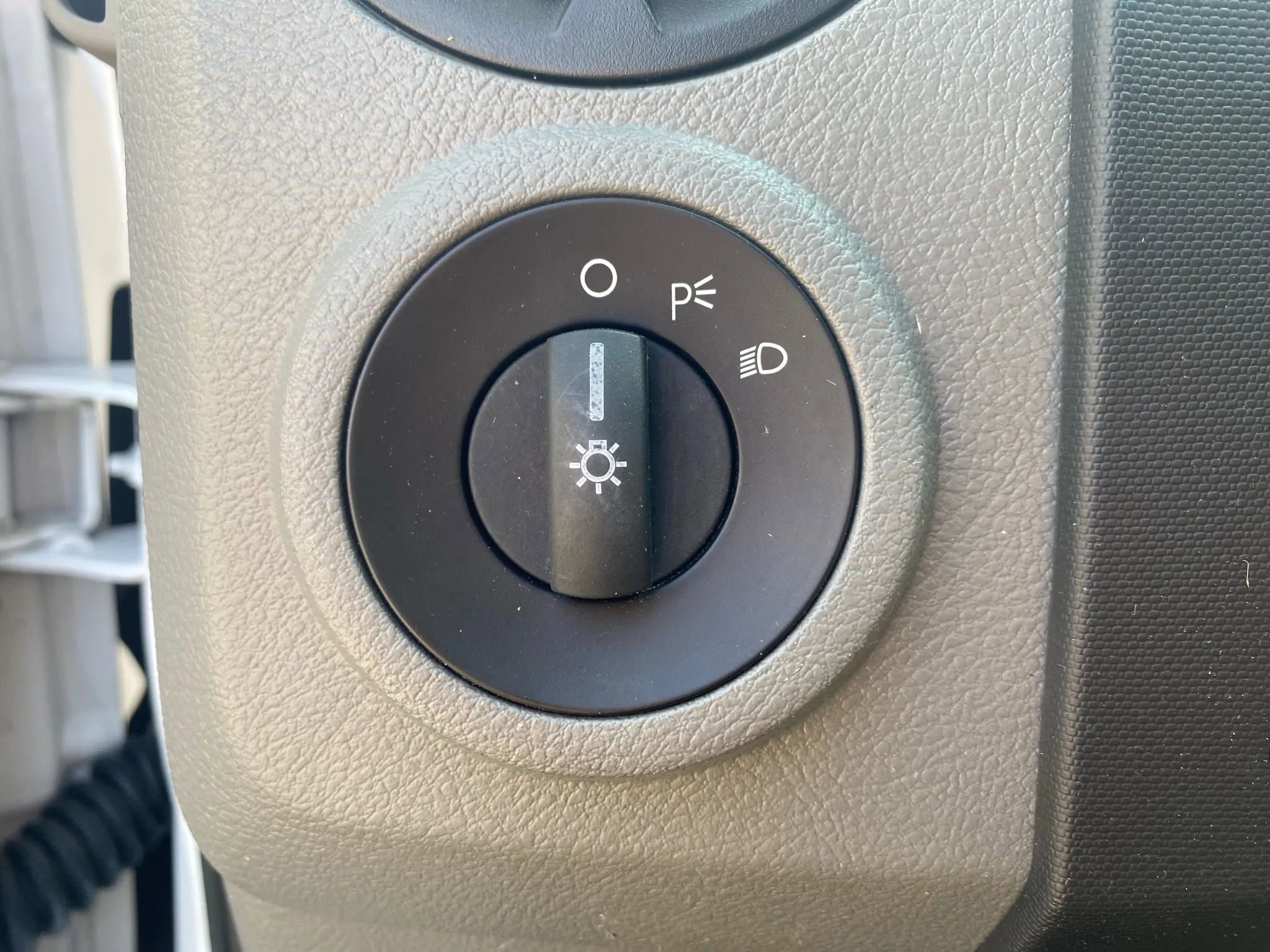 Used 2013 Ford E-350 and Econoline 350 Extended Super Duty w/ PWR Group RWD image 17