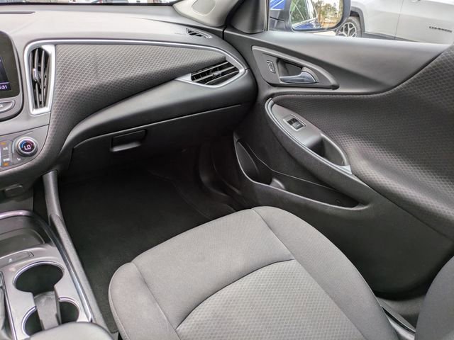 Used 2023 Chevrolet Malibu LT image 18